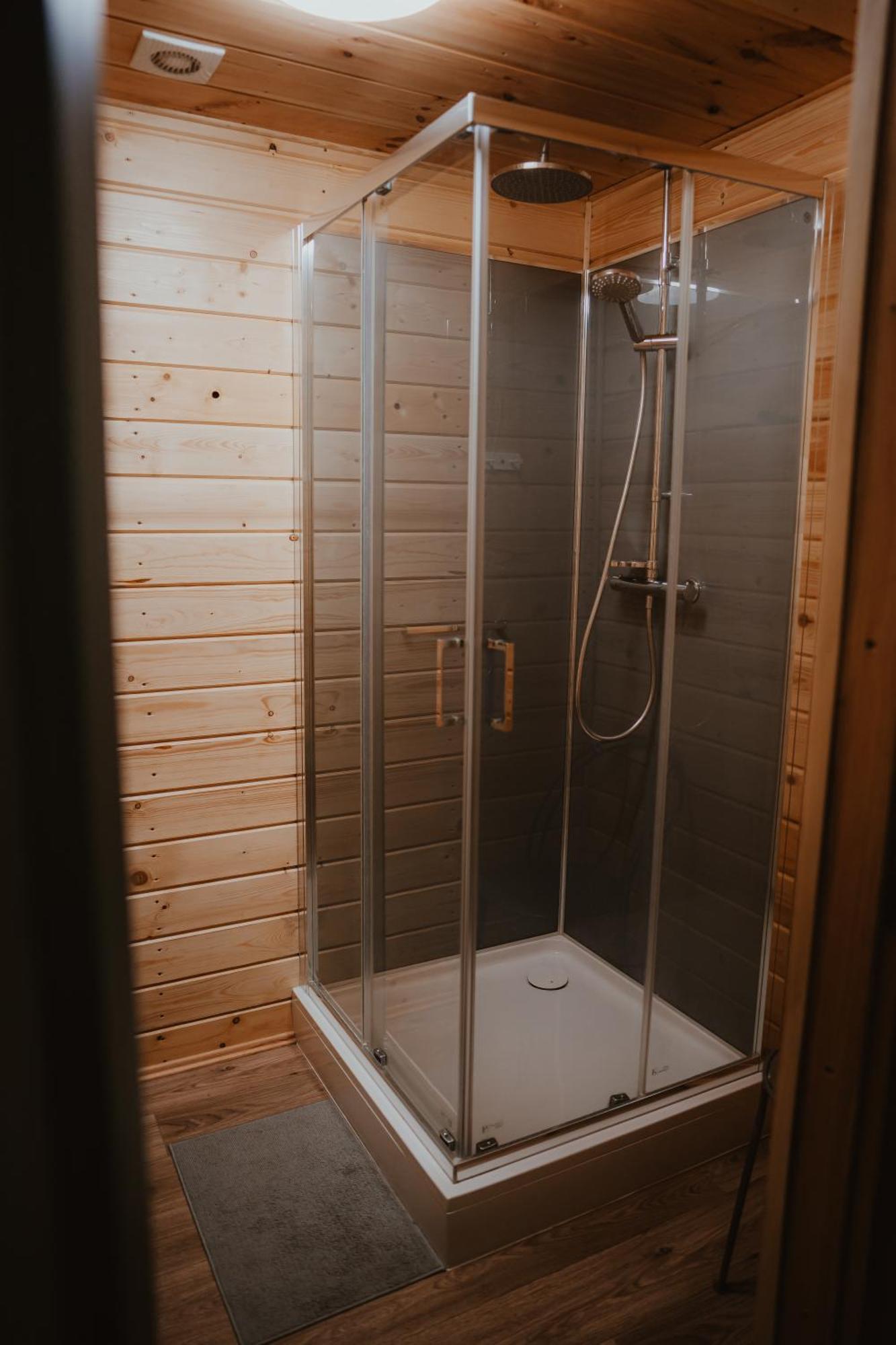 Czarna Hancza Glamping Luxuszelt *